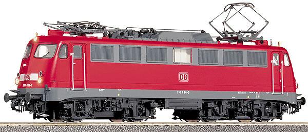 Electric locomotive BR 110.3 with Digitaly operating pantograph and Sound<br /><a href='images/pictures/Roco/62550.jpg' target='_blank'>Full size image</a>